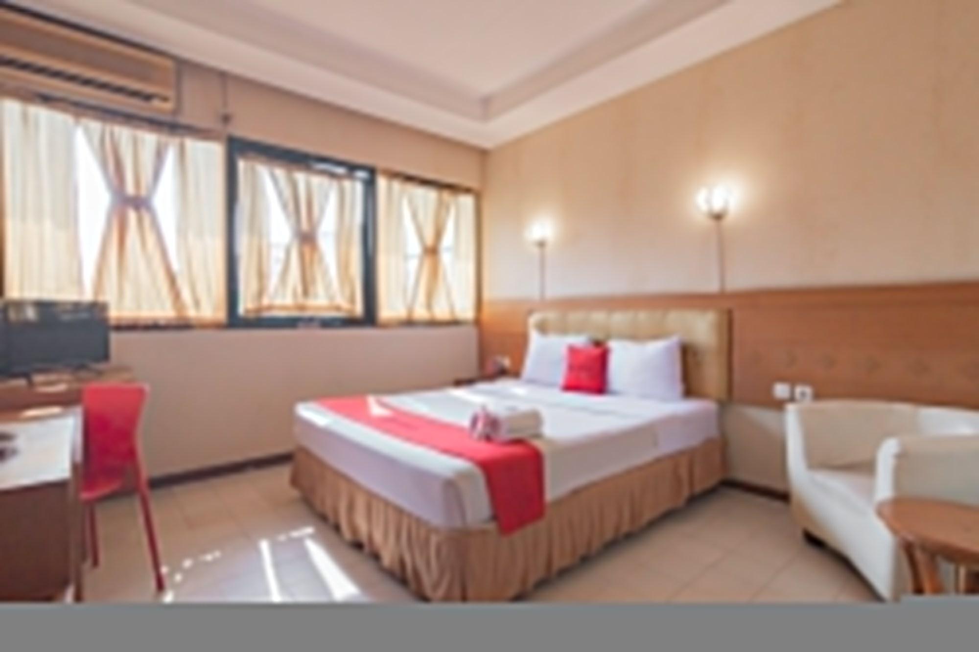 Reddoorz Plus @ Sukamulya Pasteur 2 Бандунг Экстерьер фото